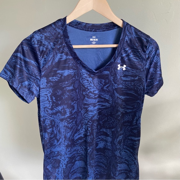 UNDER ARMOUR, Size M - Picture 2 of 7